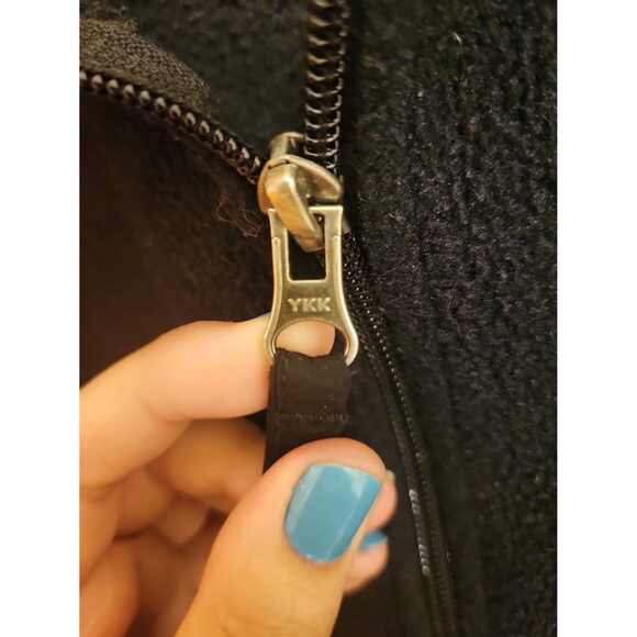 LL Bean Women's Black Fleece Zip-Up Vest Size L - Picture 4 of 7